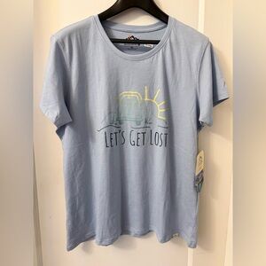 MOUNTAIN AND ISLES SHORT SLEEVE LIGHT BLUE GRAPHIC TSHIRT NWT